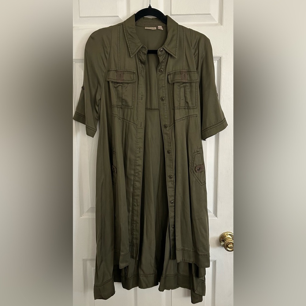 Holding Horses Khaki Green Garment